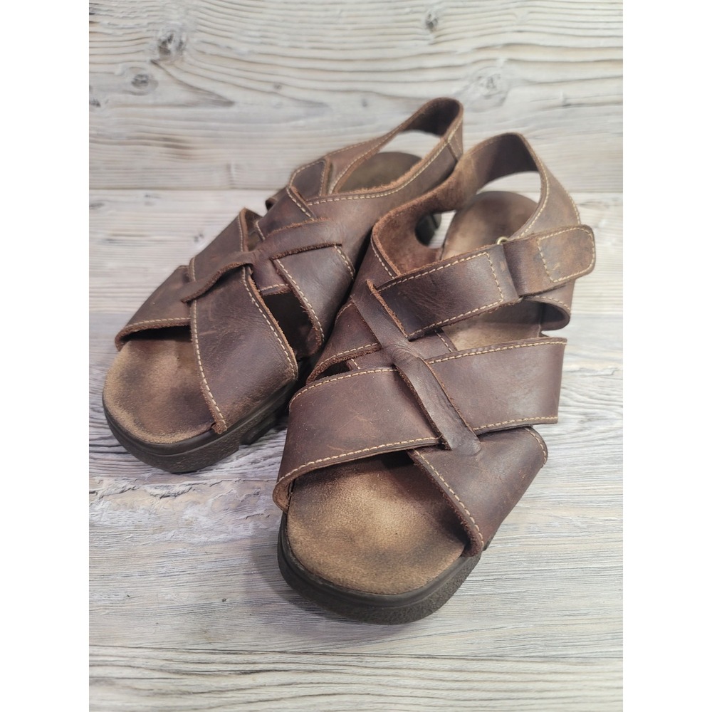 Vintage High Sierra Leather Sandals size 8 made in Spain